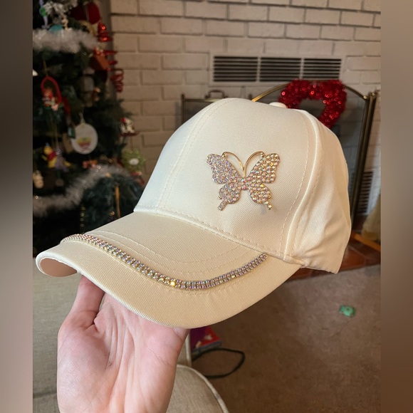 Accessories - White hat with rhinestone butterfly and trim